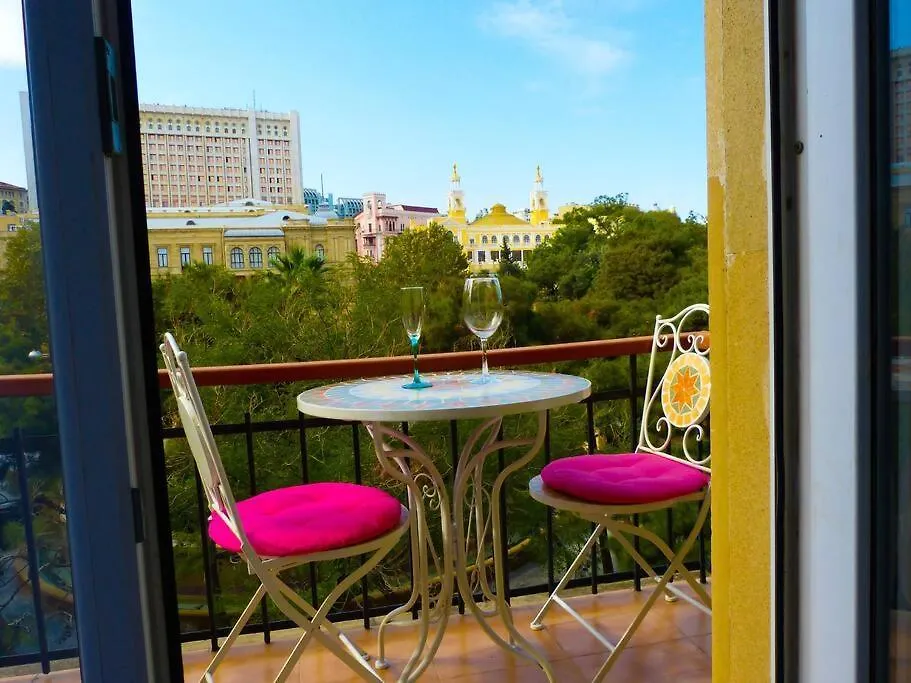 Live-Inn Stunning Apartment On Azneft Sq With President Palace & Old City Views Baku Azerbejdżan